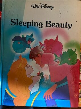 Vintage Walt Disney Sleeping Beauty big illustrated children’s book Prince kiss